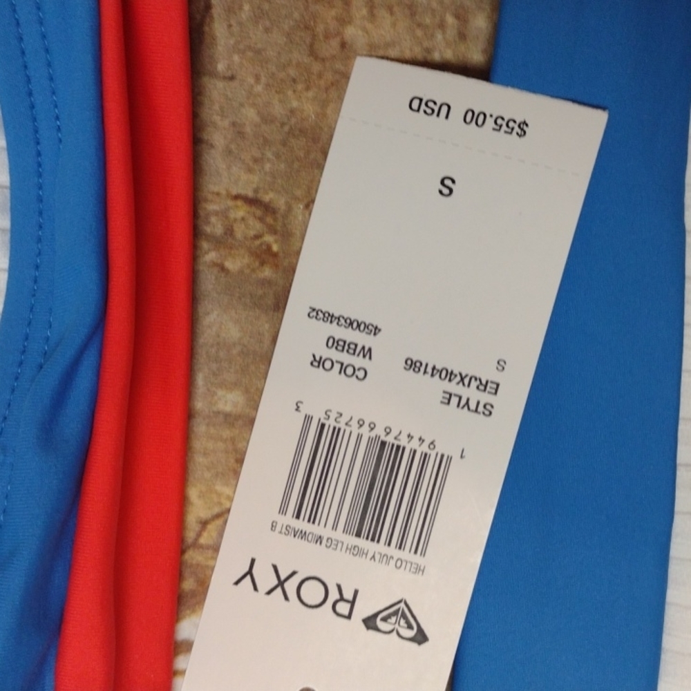 Roxy bikini hello July size small - Picture 3 of 10